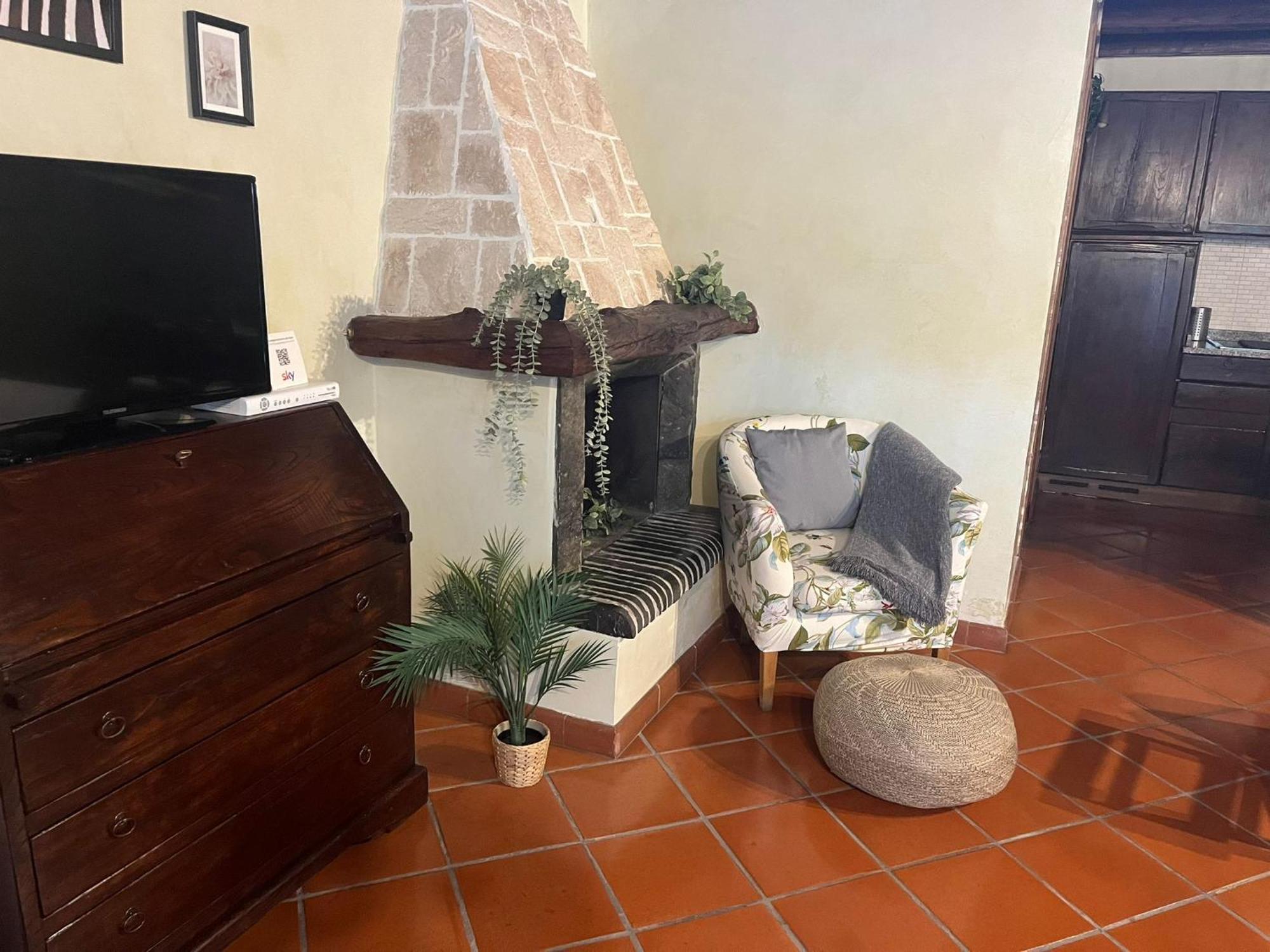 Bilocale Dafne Abbadesse Guest House Milão Exterior foto